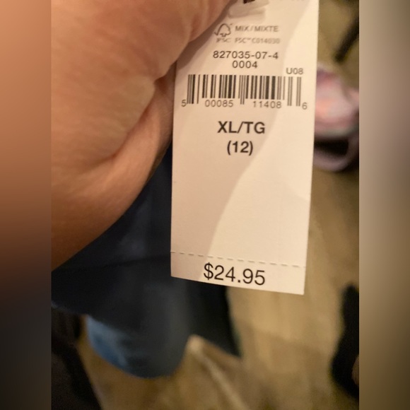 New Capri pants - Picture 2 of 2